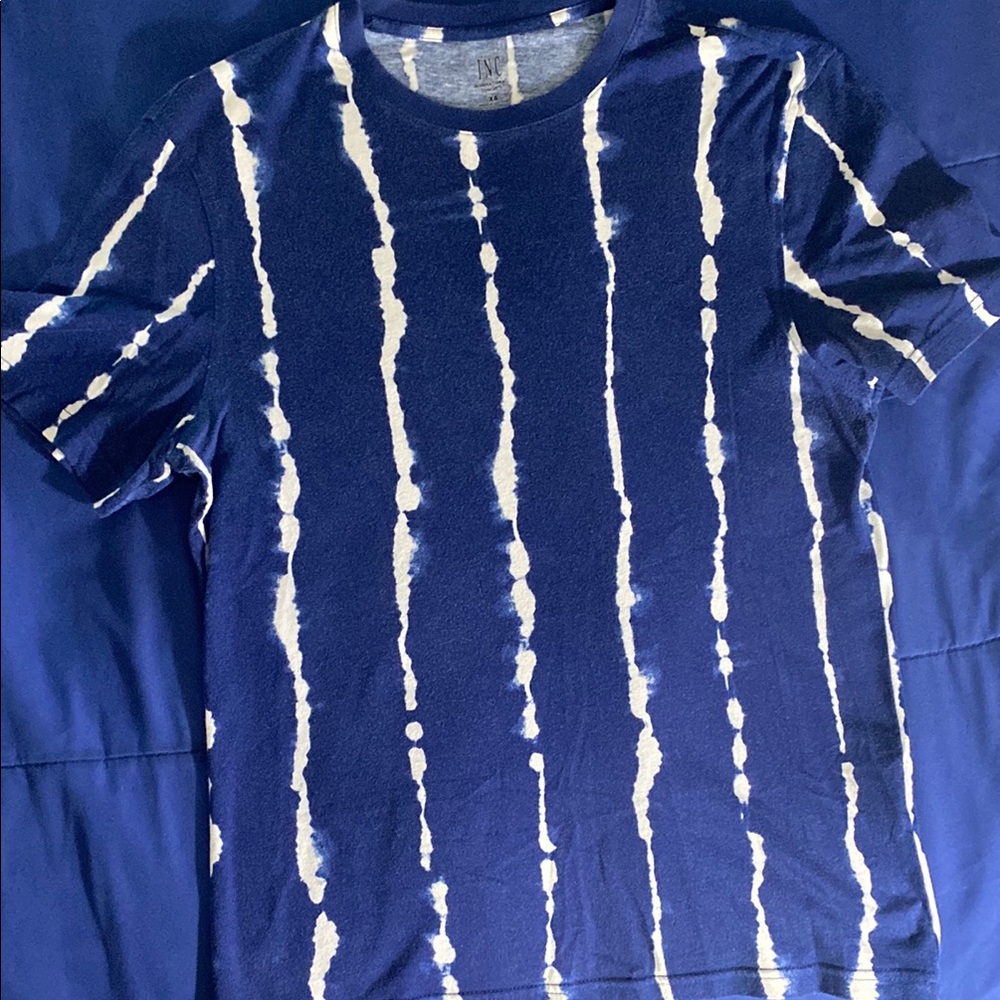INC International Concepts Blue and White Short Sleeve Tee